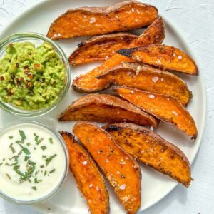 Baked potatoes with seasoning and yogurt